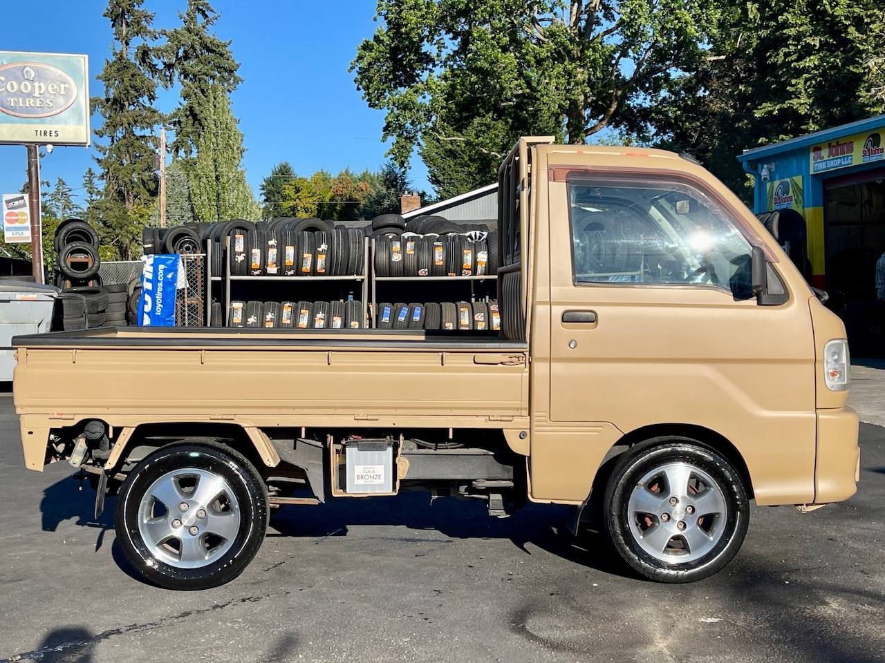 1999 Daihatsu Hi-Jet EFI DLI 4WD, 2Hi-4Hi, 5MT, Custom Paint, 14” Alloys
