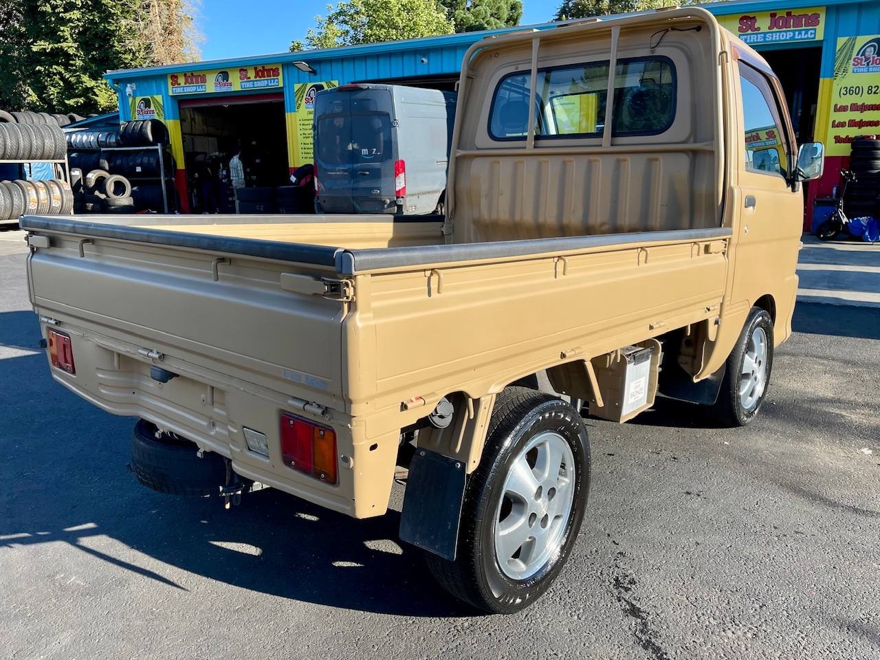 1999 Daihatsu Hi-Jet EFI DLI 4WD, 2Hi-4Hi, 5MT, Custom Paint, 14” Alloys