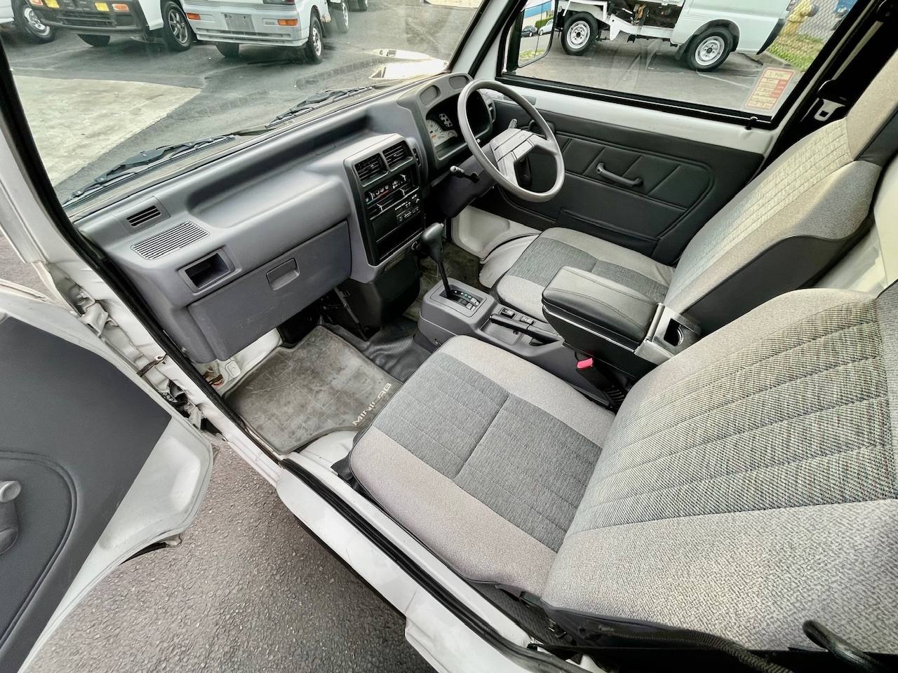 1999 Mitsubishi Minicab TL EFI 4WD, 2Hi-4Hi, PS, AC, Automatic, Rare!