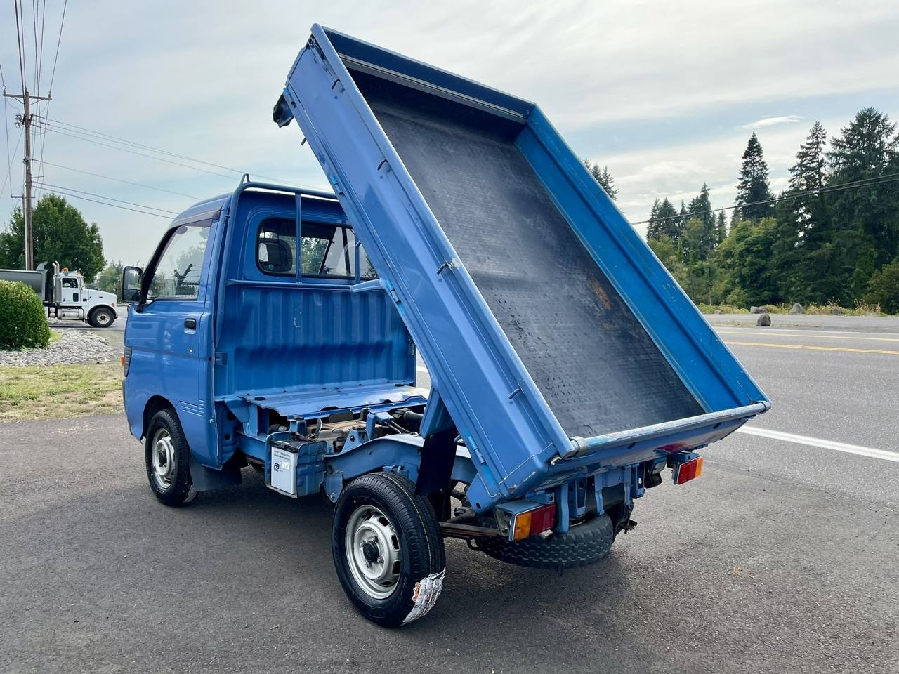 1995 Daihatsu Hi-Jet Climber Dump 4WD, 2Hi-4Hi-4Lo, 5MT, Difflock