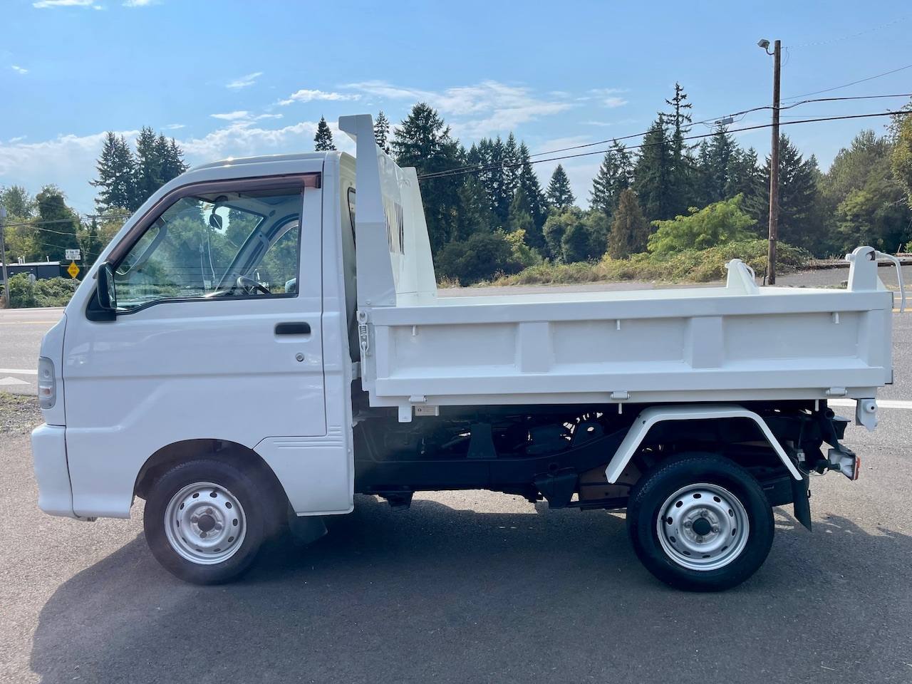 2000 Daihatsu Hi-Jet PTO HD Dump 4WD, 2Hi-4Hi-4Lo, AC, 5MT