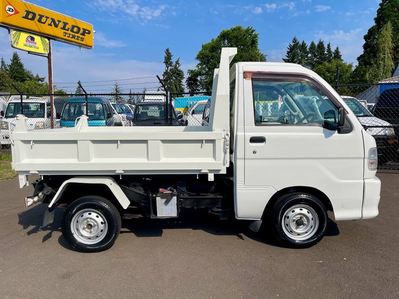 2000 Daihatsu Hi-Jet PTO HD Dump 4WD, 2Hi-4Hi-4Lo, AC, 5MT
