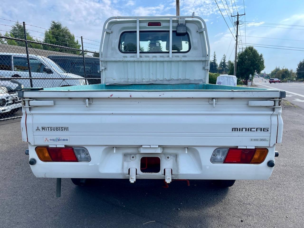 2000 Mitsubishi Minicab Special Edition RWD, PS, AC, Automatic, Rare!