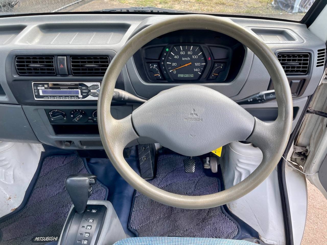2000 Mitsubishi Minicab Special Edition RWD, PS, AC, Automatic, Rare!