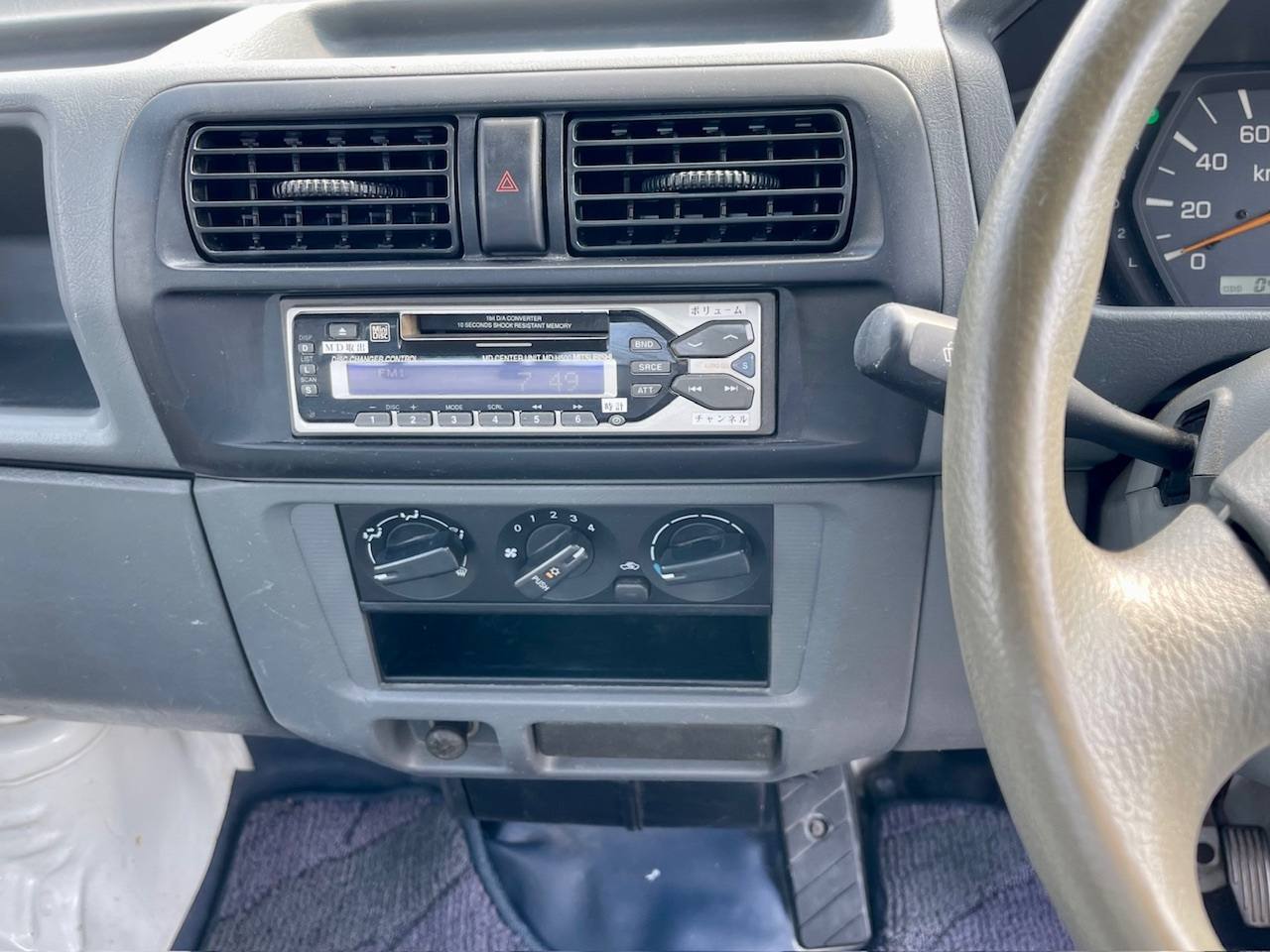 2000 Mitsubishi Minicab Special Edition RWD, PS, AC, Automatic, Rare!