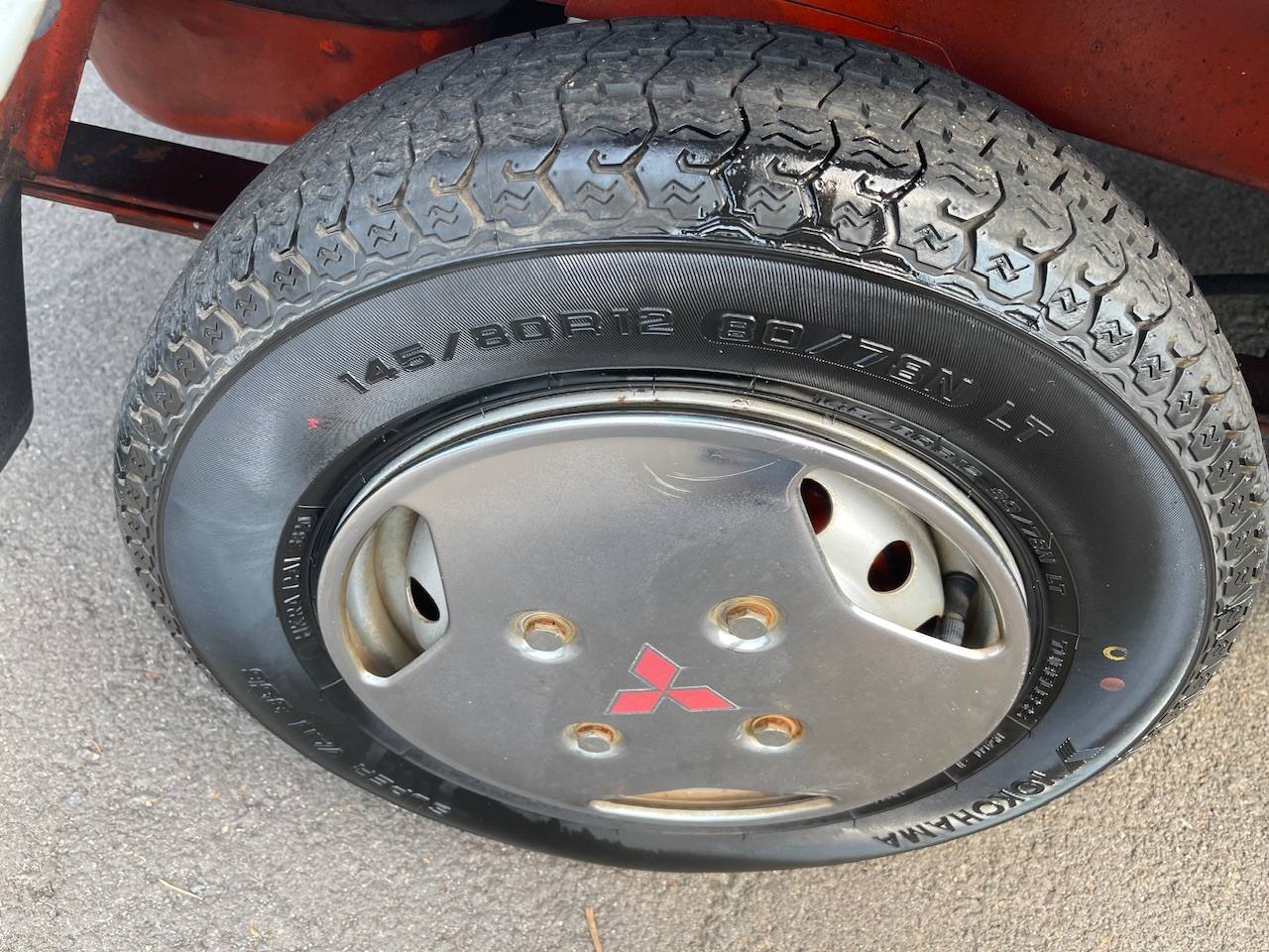 2000 Mitsubishi Minicab Special Edition RWD, PS, AC, Automatic, Rare!