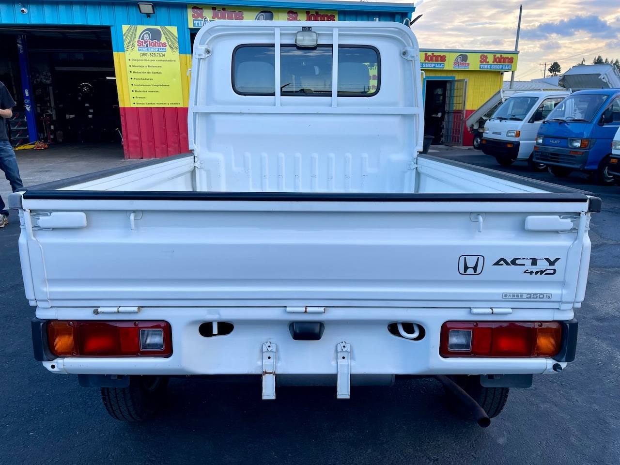 2000 Honda Acty EFI RealTime 4WD, Mid-Engine, PS, Airbag, 5MT