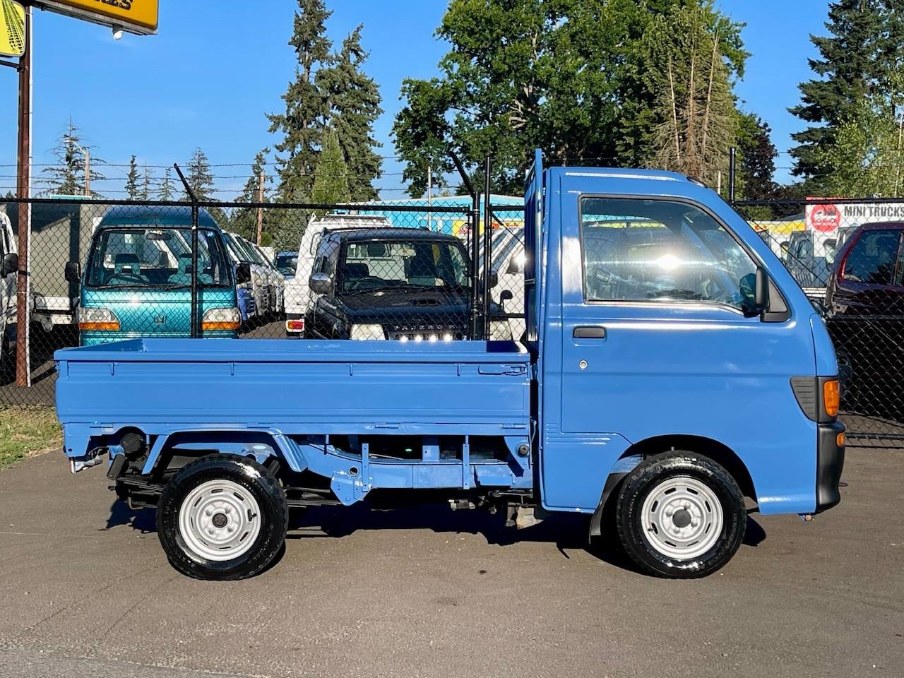 1998 Daihatsu Hi-Jet Dump 4WD, 2Hi-4Hi-4Lo, AC, 5MT, Difflock
