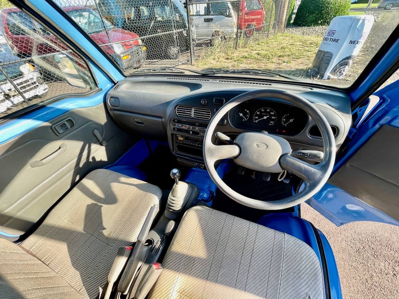 1998 Daihatsu Hi-Jet Dump 4WD, 2Hi-4Hi-4Lo, AC, 5MT, Difflock