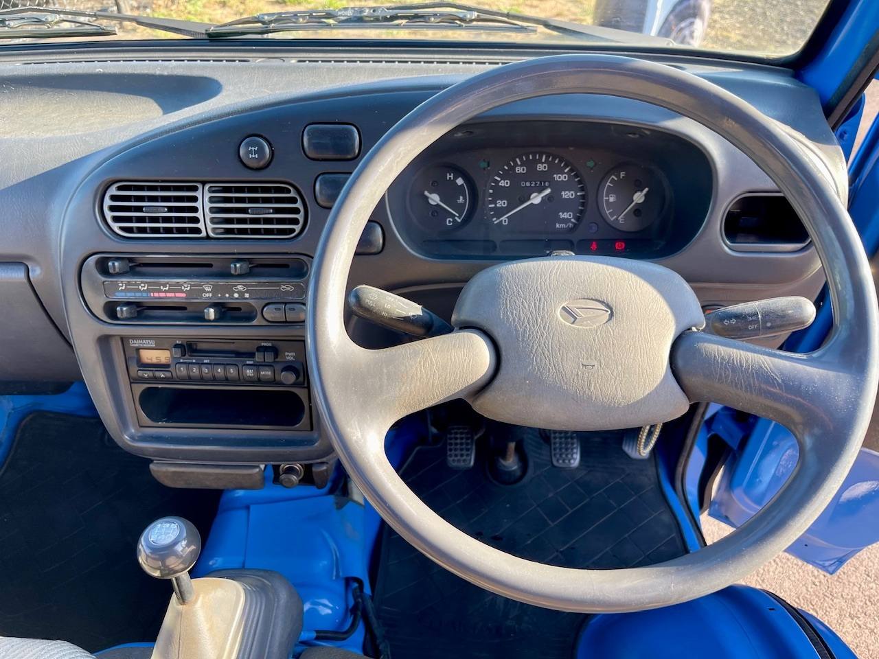1998 Daihatsu Hi-Jet Dump 4WD, 2Hi-4Hi-4Lo, AC, 5MT, Difflock