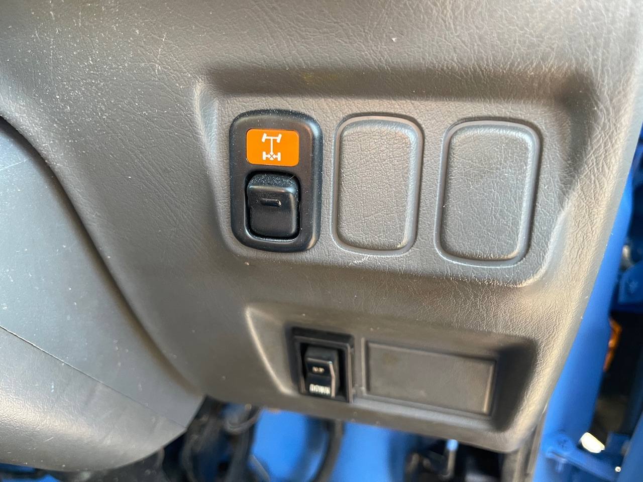 1998 Daihatsu Hi-Jet Dump 4WD, 2Hi-4Hi-4Lo, AC, 5MT, Difflock