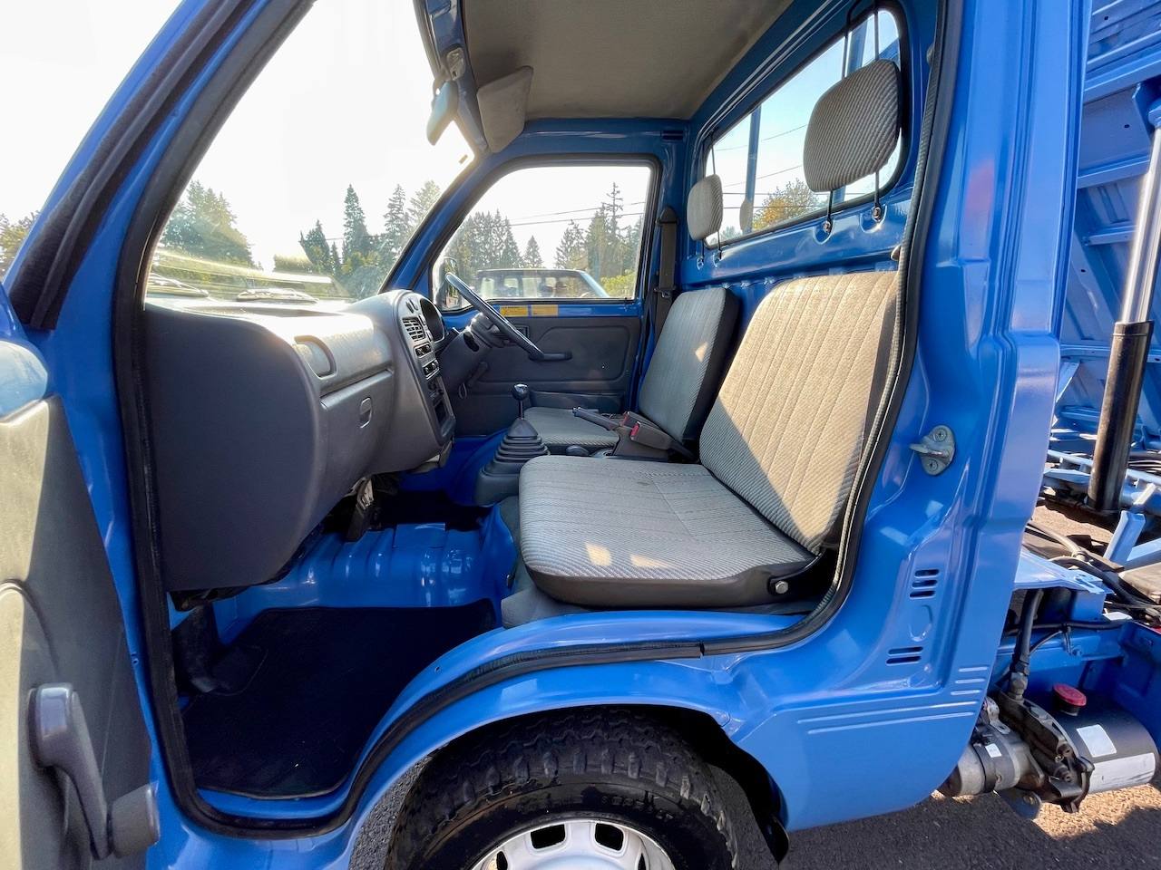 1998 Daihatsu Hi-Jet Dump 4WD, 2Hi-4Hi-4Lo, AC, 5MT, Difflock