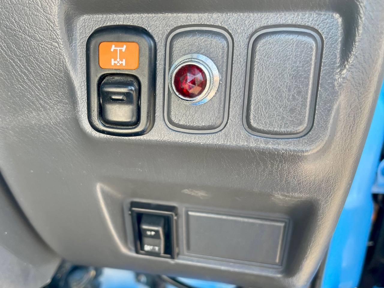 1998 Daihatsu Hi-Jet Scissor Dump 4WD 2Hi-4Hi-4Lo AC 5MT, Difflock