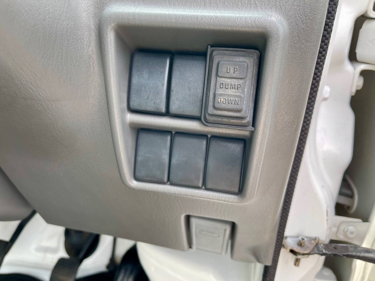 1999 Suzuki Carry EFI HD Dump 4WD, 2Hi-4Hi,4Lo, 5MT, Like New!