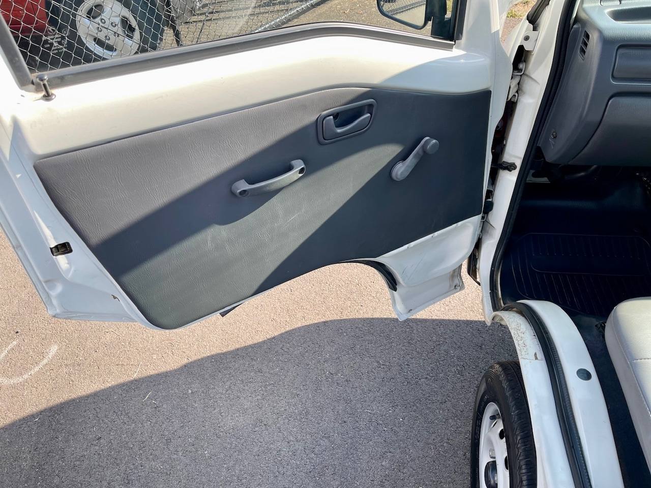 2000 Subaru Sambar EFI Limited 4WD, 2Hi-4Hi, PS, AC, Airbag, 5MT