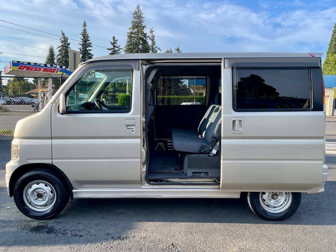 2000 Honda Vamos AWD, PS,PW,PL,AC, Airbags, Automatic