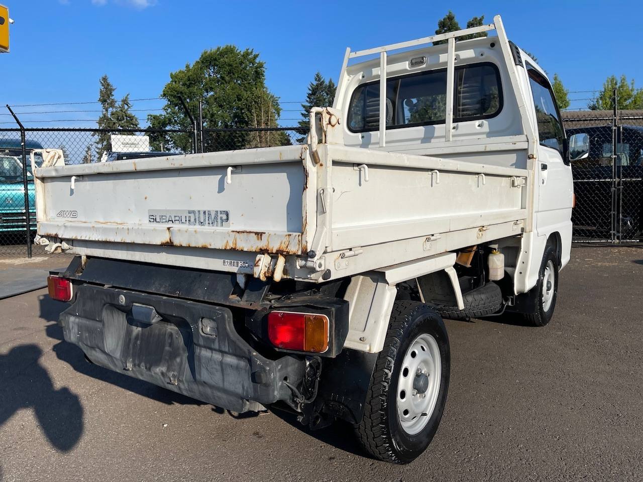 1990 Subaru Sambar SD Dump 4WD, 2Hi-4Hi, EL Gear, 5MT