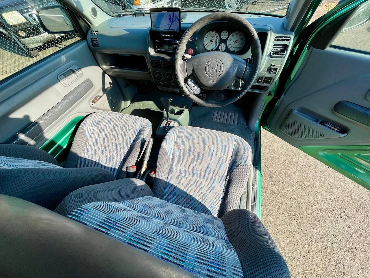 2000 Honda Z UM-4 Turbo AWD, Mid-Engine, AC, PS, PW, PL, Airbags