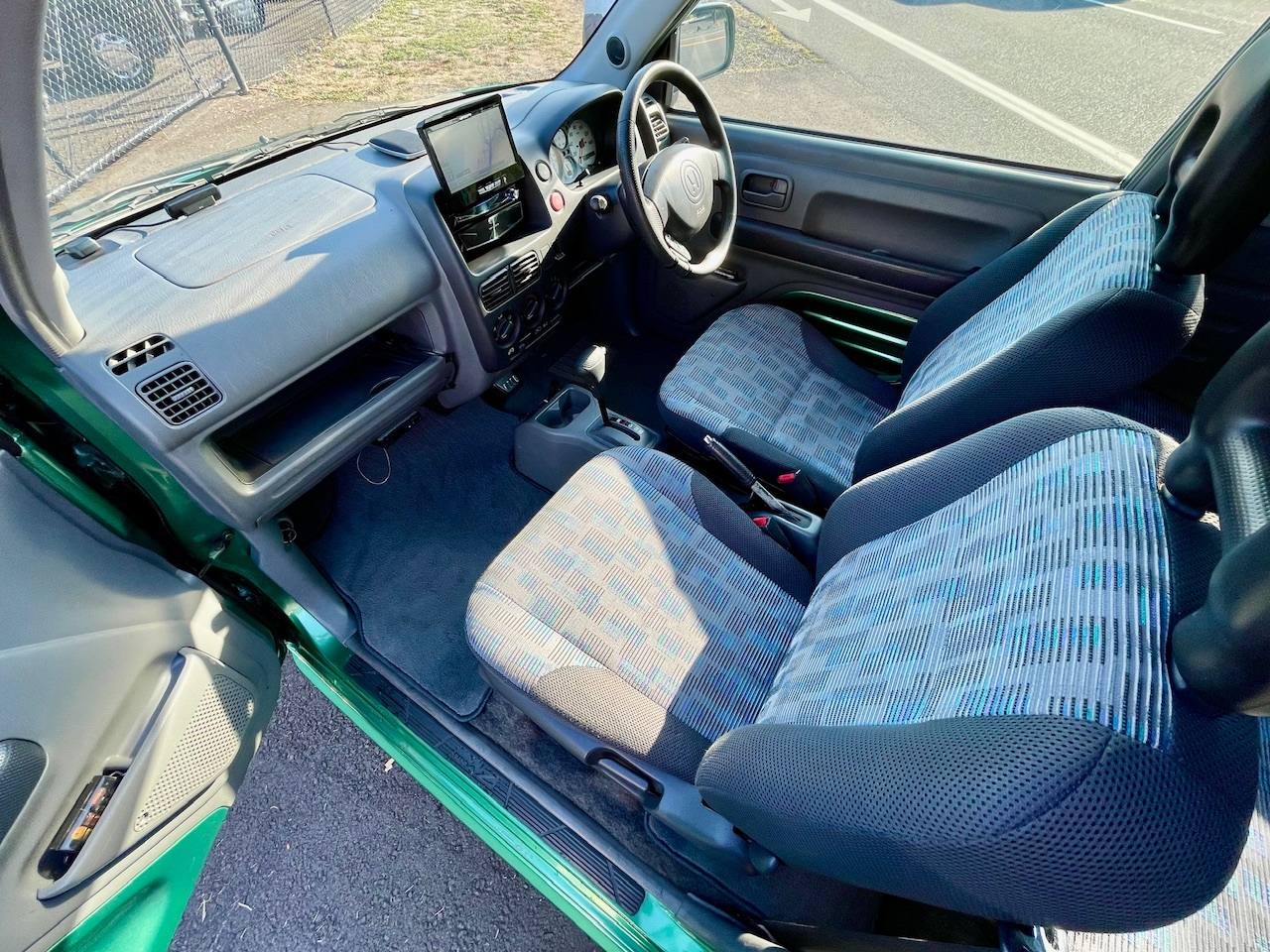 2000 Honda Z UM-4 Turbo AWD, Mid-Engine, AC, PS, PW, PL, Airbags