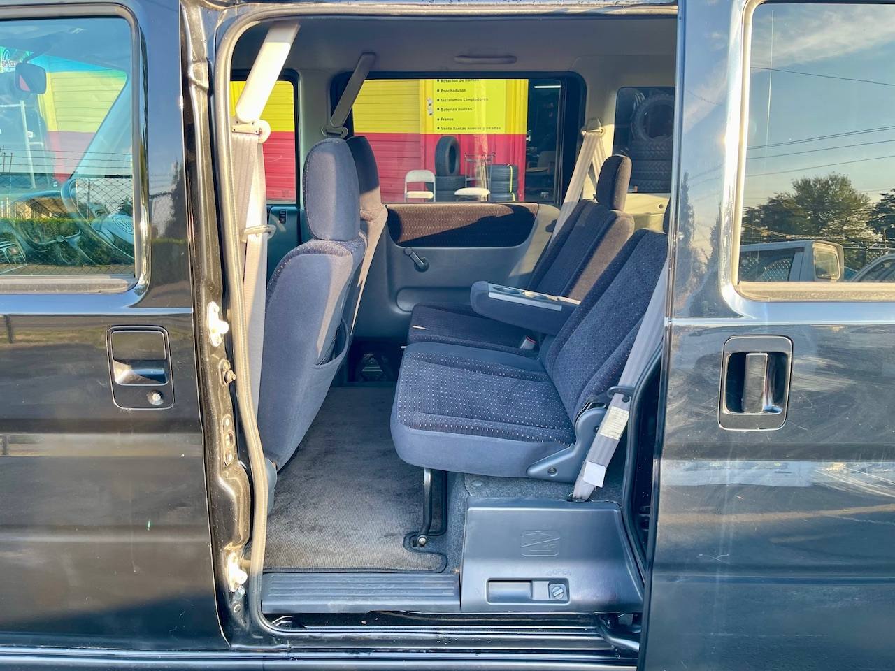 2000 Honda Vamos Turbo Mid-Engine, AC, PS, PW, PL, Airbags Auto