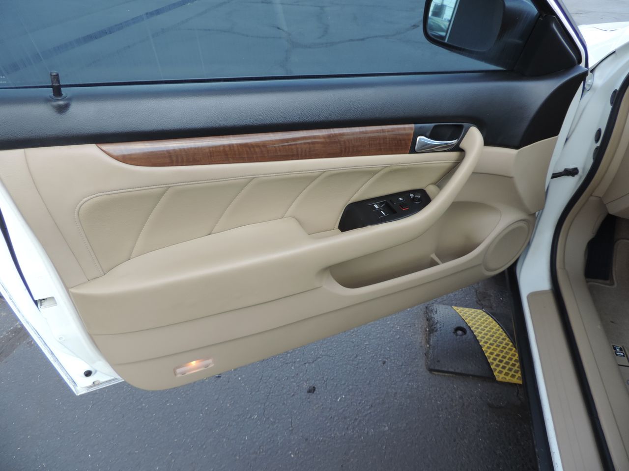 2004 Honda Accord LX Coupe AT 
