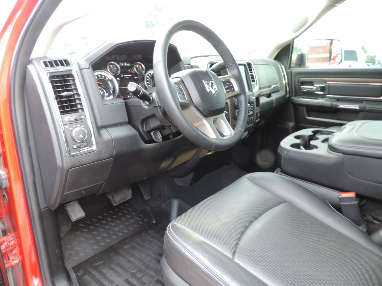 2017 RAM 3500 Mega Cab Laramie 4WD