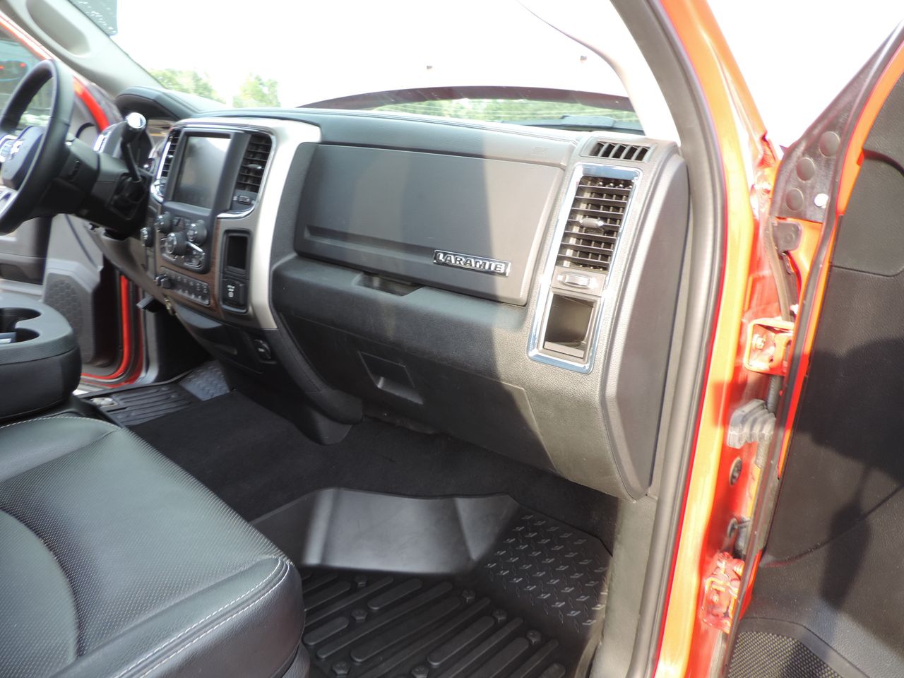 2017 RAM 3500 Mega Cab Laramie 4WD