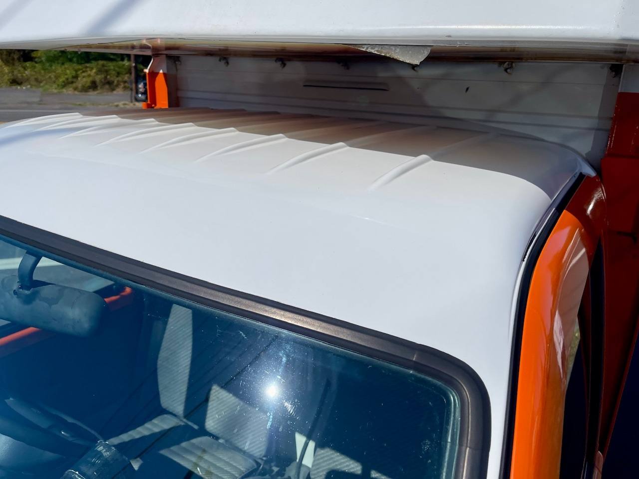 2000 Daihatsu Hi-Jet Hi-Roof Mobile Kitchen 2WD, AC, PS, Automatic