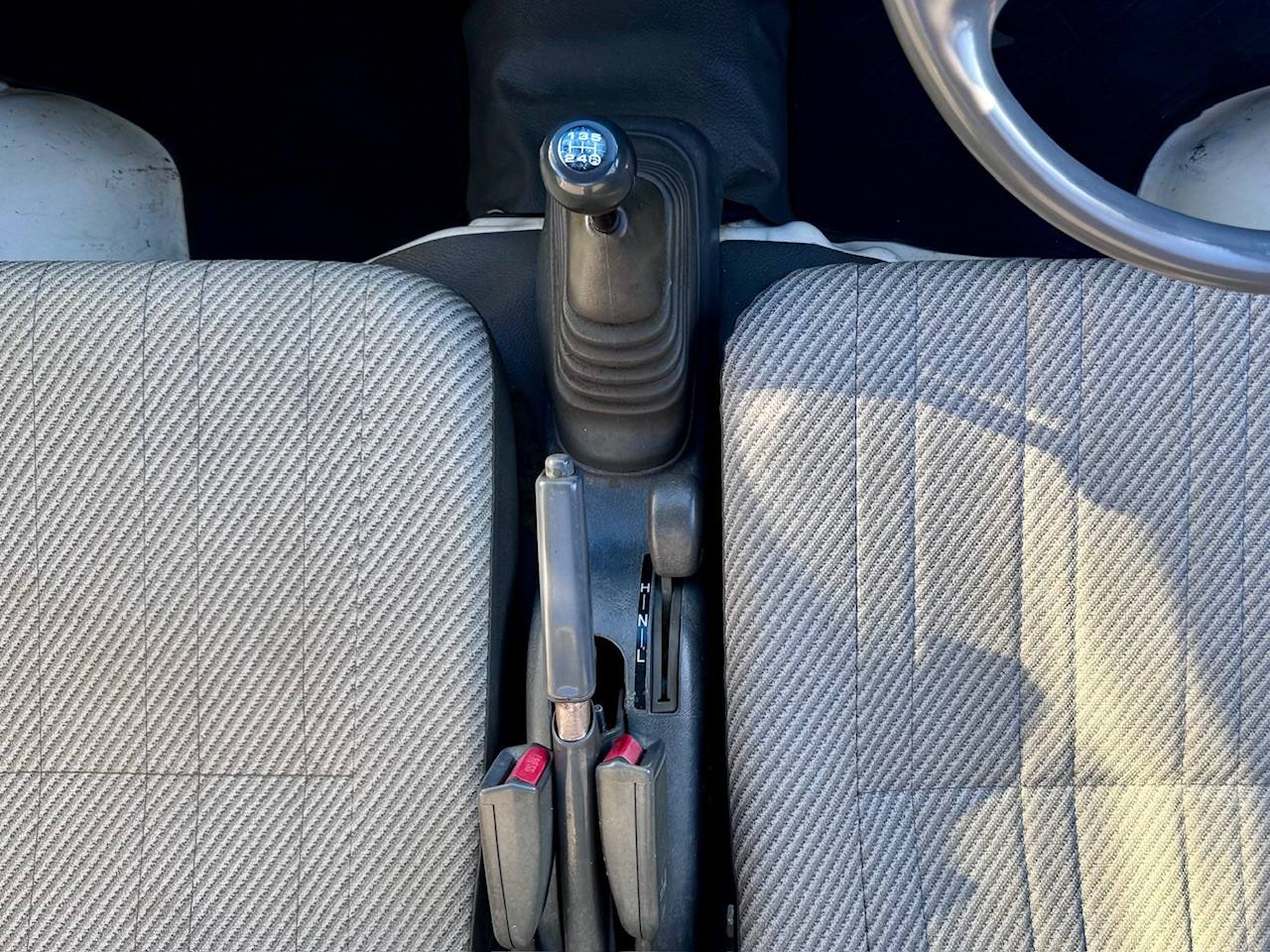 1997 Daihatsu Hi-Jet Low Dump 4WD, 2Hi-4Hi-4Lo, AC 5MT Difflock