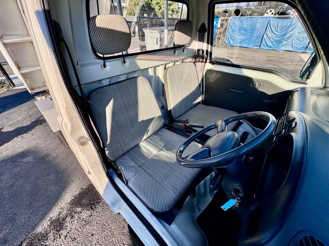 1997 Daihatsu Hi-Jet Low Dump 4WD, 2Hi-4Hi-4Lo, AC 5MT Difflock