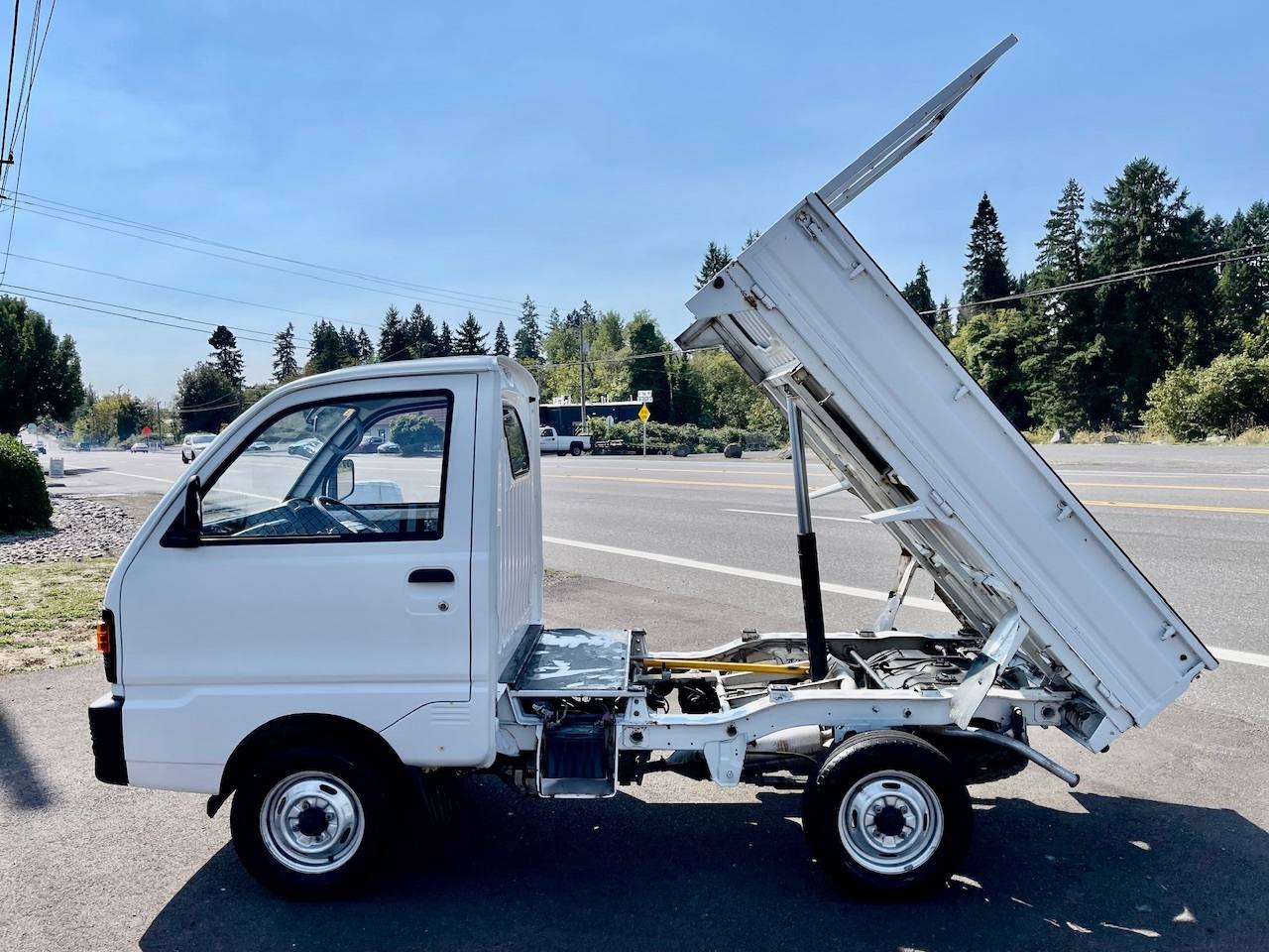 1992 Mitsubishi Minicab SD Dump 4WD, 2Hi-4Hi,4Lo, 4MT, LSD