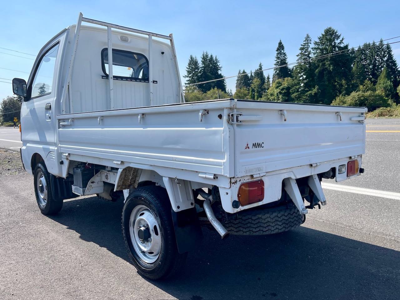 1992 Mitsubishi Minicab SD Dump 4WD, 2Hi-4Hi,4Lo, 4MT, LSD