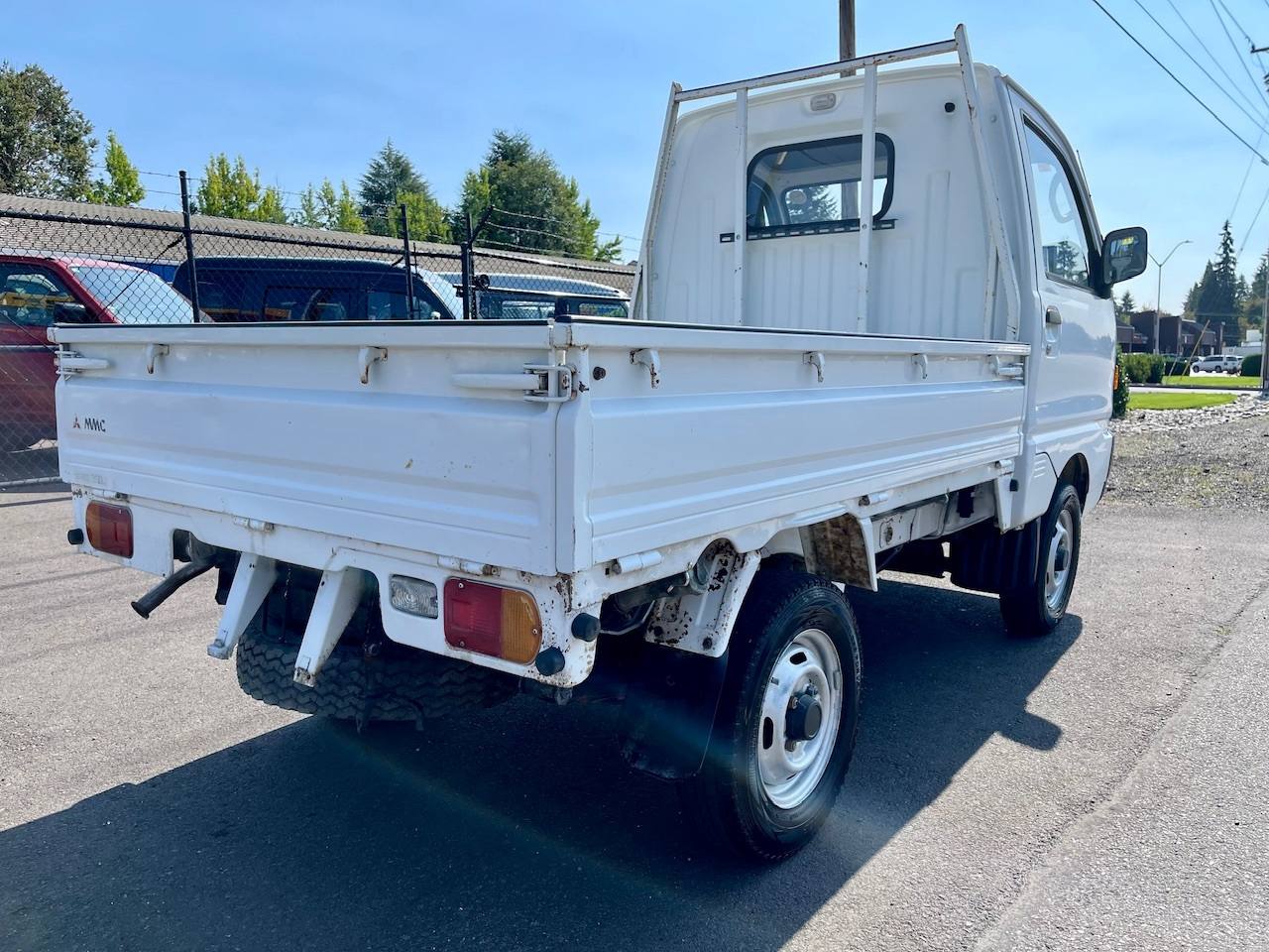 1992 Mitsubishi Minicab SD Dump 4WD, 2Hi-4Hi,4Lo, 4MT, LSD