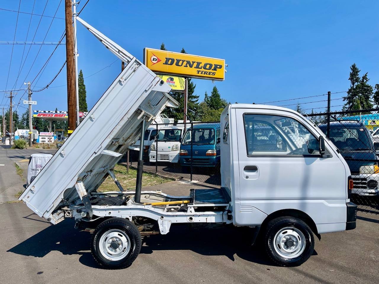 1992 Mitsubishi Minicab SD Dump 4WD, 2Hi-4Hi,4Lo, 4MT, LSD