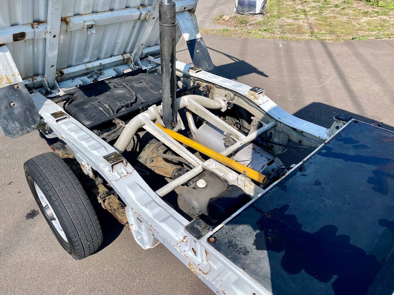 1992 Mitsubishi Minicab SD Dump 4WD, 2Hi-4Hi,4Lo, 4MT, LSD