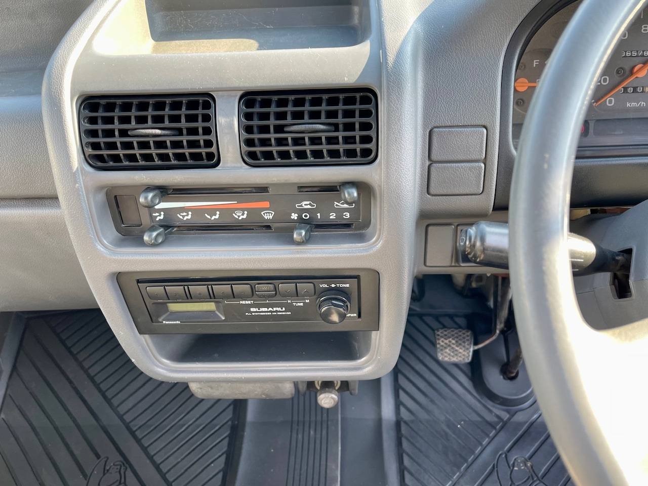 1997 Subaru Sambar HD Dump 4WD, 2Hi-4Hi, EL Gear, 5MT