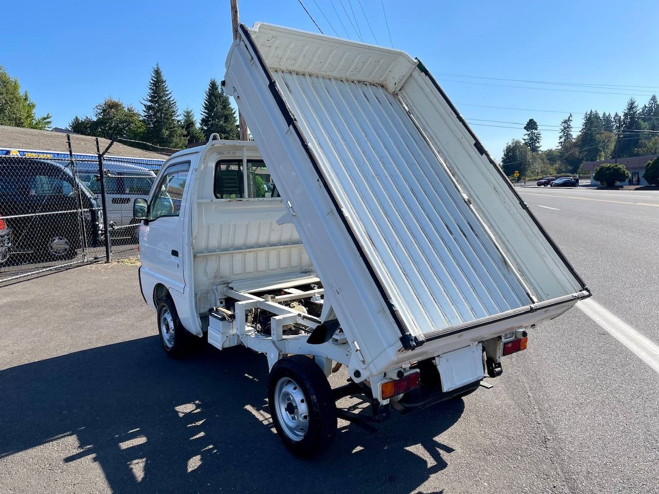 1997 Suzuki Carry SD Dump 4WD, 2Hi-4Hi, EL Gear, 5MT, Diff Lock