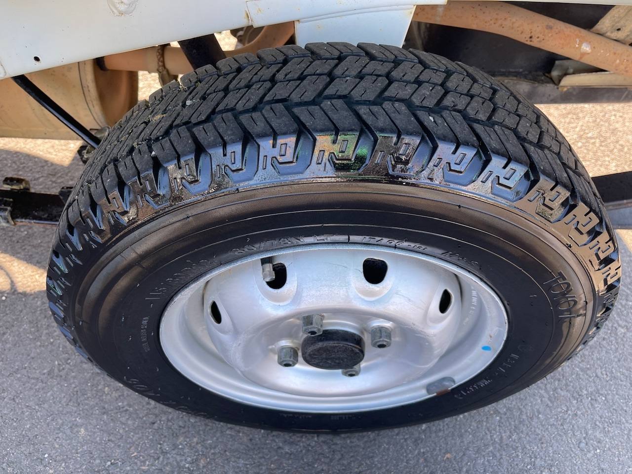 1997 Suzuki Carry SD Dump 4WD, 2Hi-4Hi, EL Gear, 5MT, Diff Lock