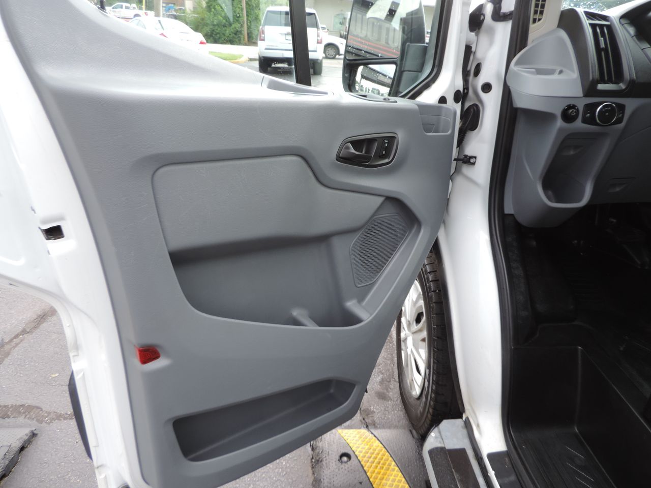 2016 Ford Transit 250 Van Low Roof 60/40 Pass.130-in. WB