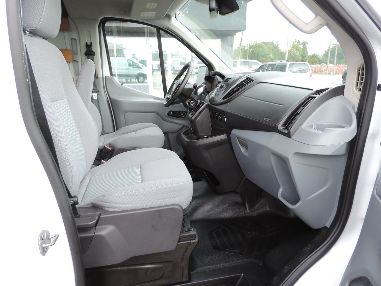 2016 Ford Transit 250 Van Low Roof 60/40 Pass.130-in. WB