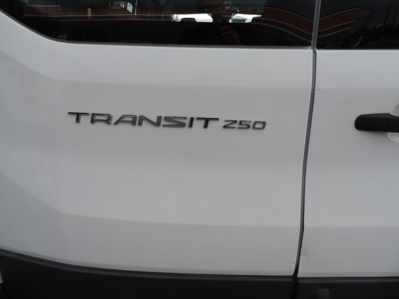 2016 Ford Transit 250 Van Low Roof 60/40 Pass.130-in. WB