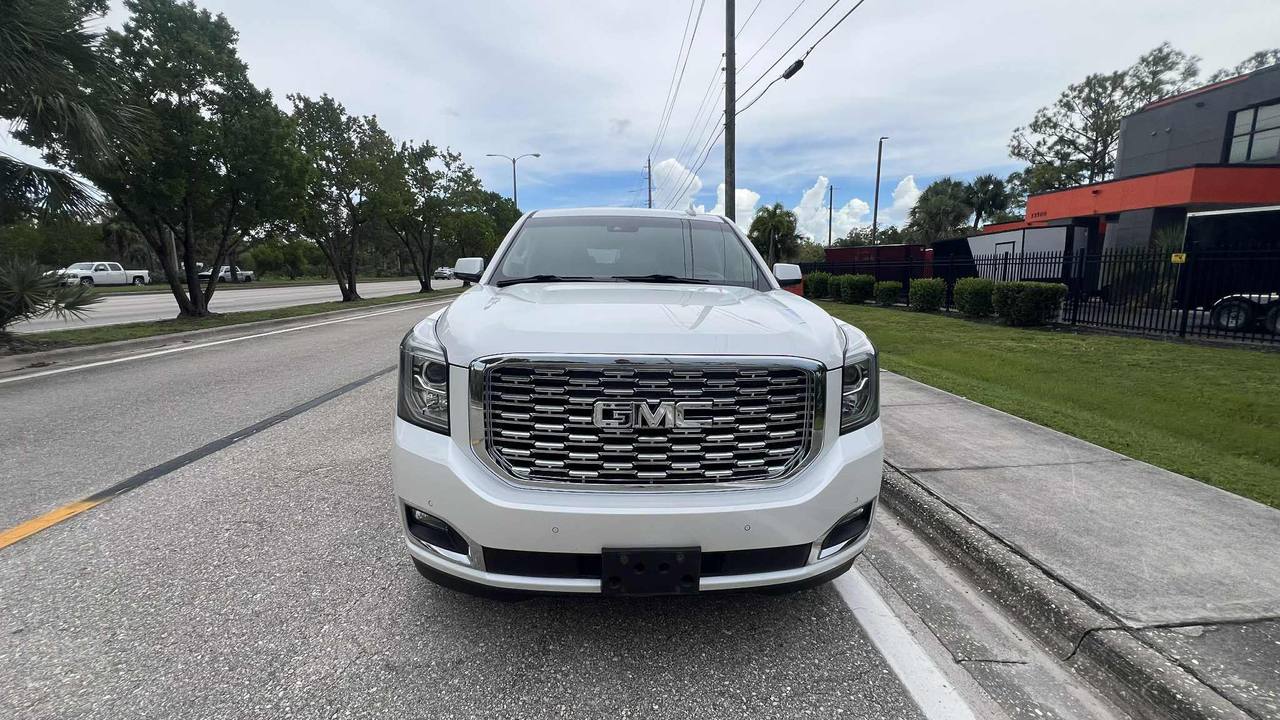 2018 GMC Yukon XL Denali 4WD image 7