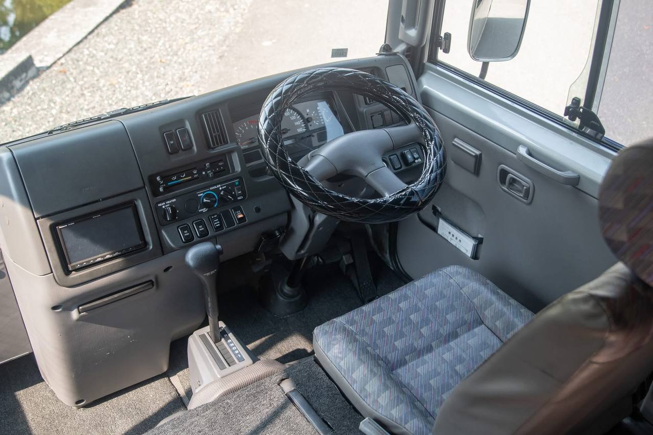 2000 Nissan Civilian Touring 9-Pass Camper  4.2L Diesel, Dually, Auto