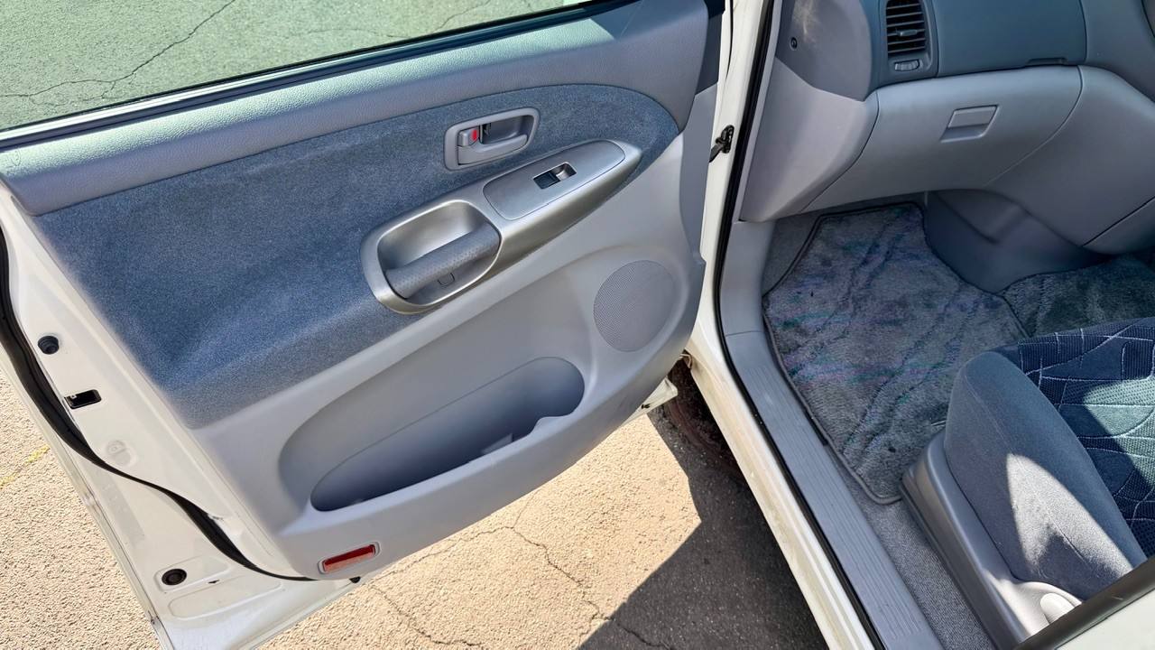 2000 Toyota Estima 3.0 Aeras FWD, Alloy’s, AC, PS, PW, PL, 8-Pass, Auto