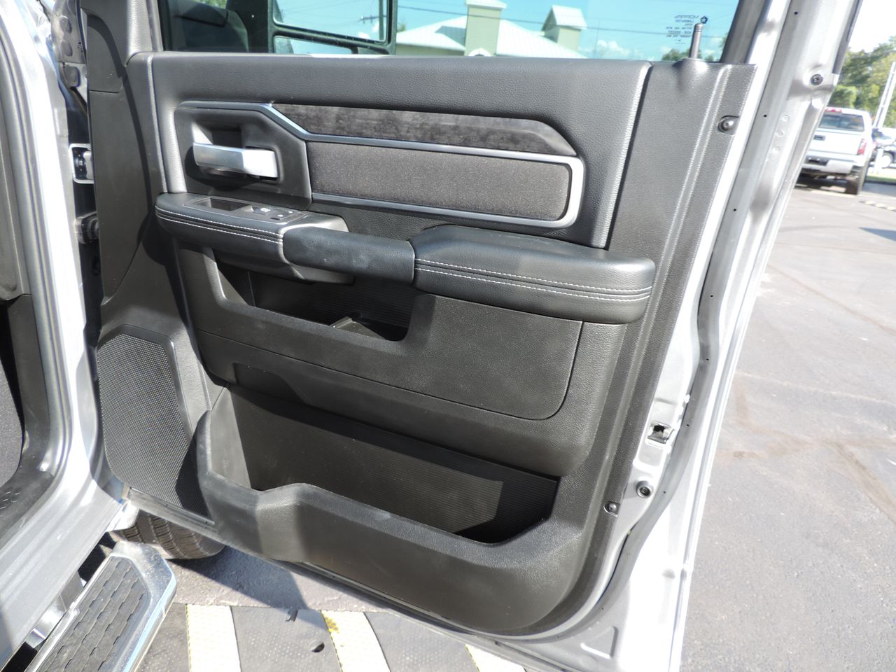 2024 RAM 2500 Crew Cab Big Horn 4WD