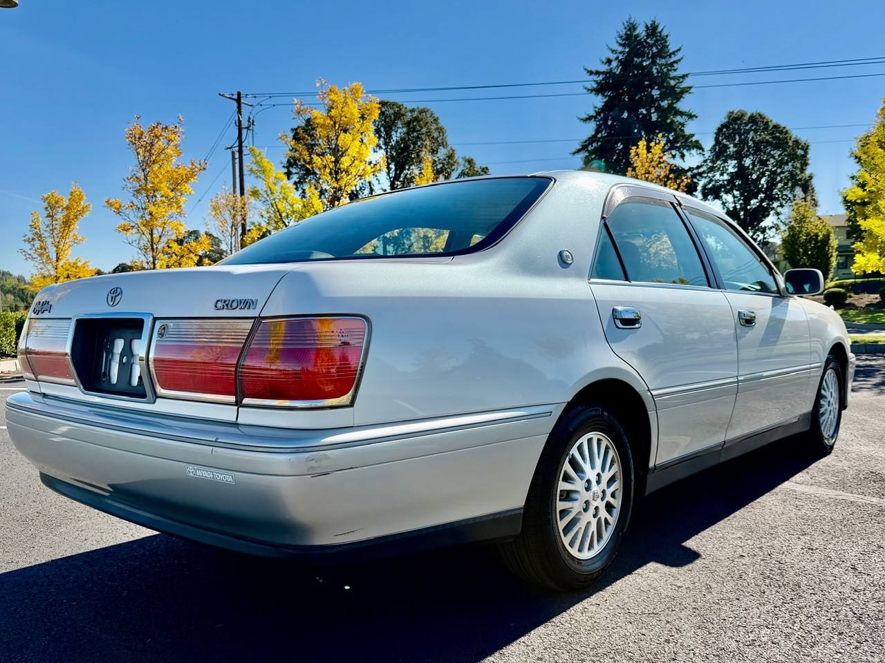 2000 Toyota Crown Royal Saloon 1JZ RWD, PW. PL, PS, AC, Auto