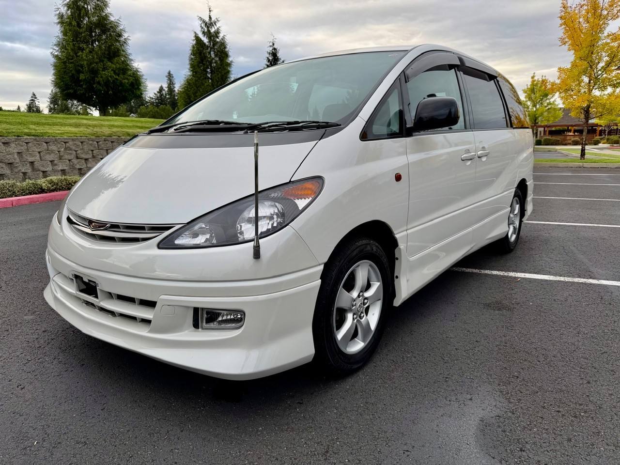 2000 Toyota Estima Aeras FWD, PW, PL, PS, AC, 8-Pass, Automatic