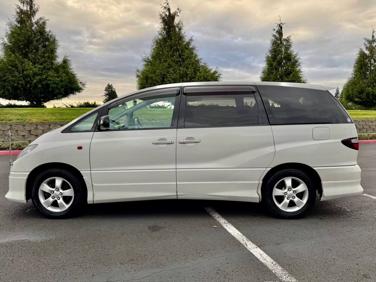 2000 Toyota Estima Aeras FWD, PW, PL, PS, AC, 8-Pass, Automatic