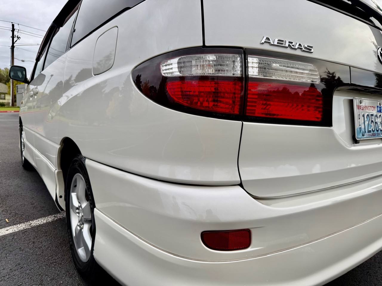2000 Toyota Estima Aeras FWD, PW, PL, PS, AC, 8-Pass, Automatic