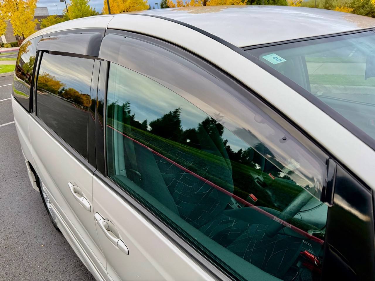 2000 Toyota Estima Aeras FWD, PW, PL, PS, AC, 8-Pass, Automatic